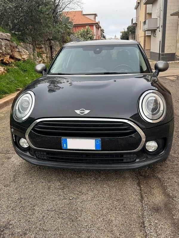 Nero Usata 2016 Mini Cooper D Clubman Business Station wagon | 9500 € (Buon prezzo) - Immagine 1/4