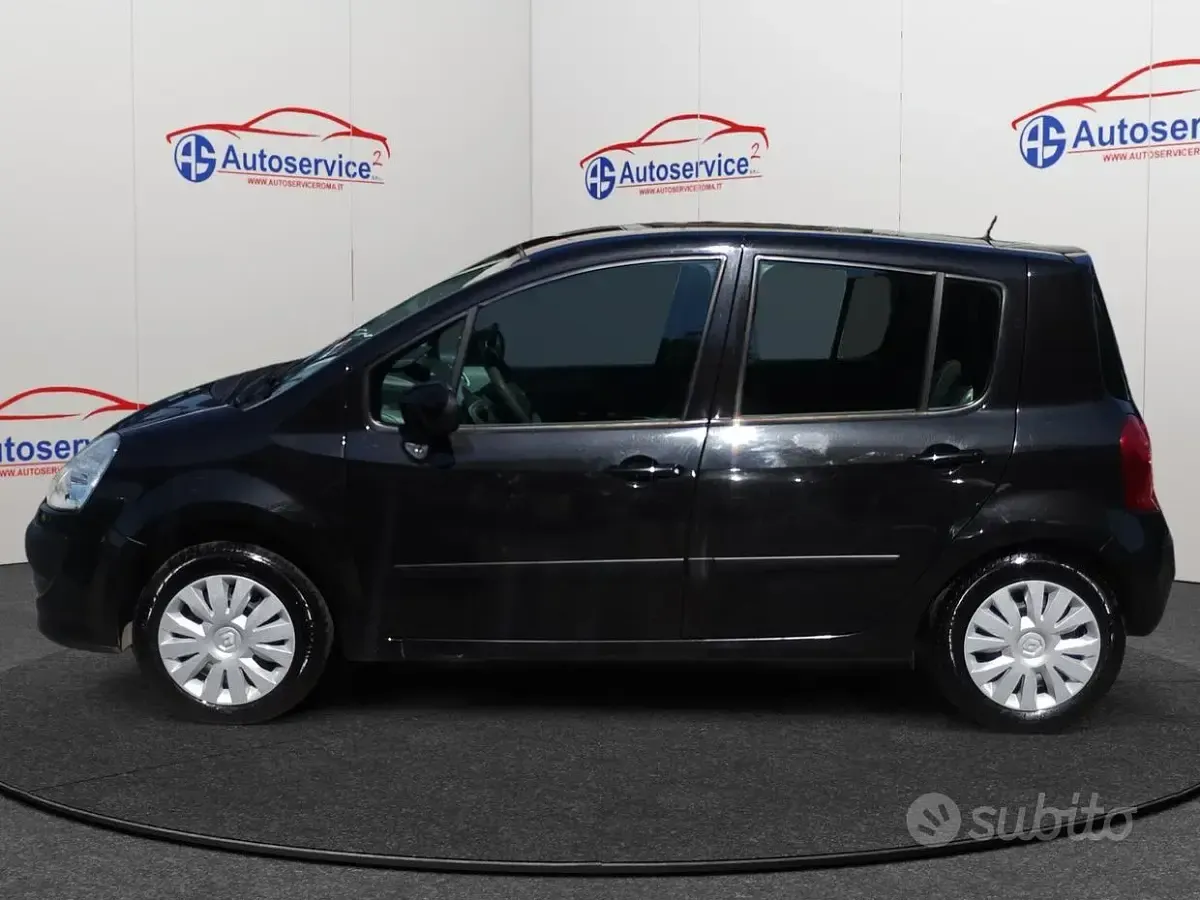 Usata Renault Modus 75 CV (55 kW) 2012 Nero Monovolume