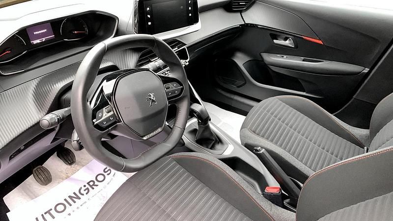 Usata Peugeot 208 Active 75 CV (55 kW) 2023 Nero Utilitaria