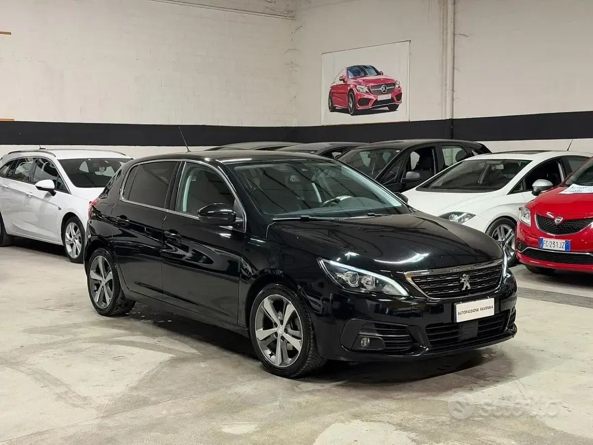 Usata Peugeot 308 GT-line 131 CV (96 kW) 2018 Nero Berlina