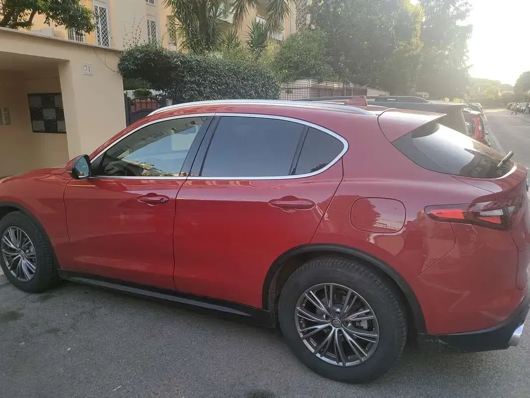 Usata Alfa Romeo Stelvio Business 160 CV (117 kW) 2019 Rosso SUV