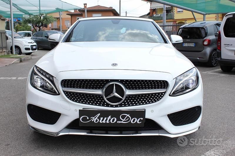 Usata Mercedes C180 AMG 184 CV (135 kW) 2017 Bianco Cabrio