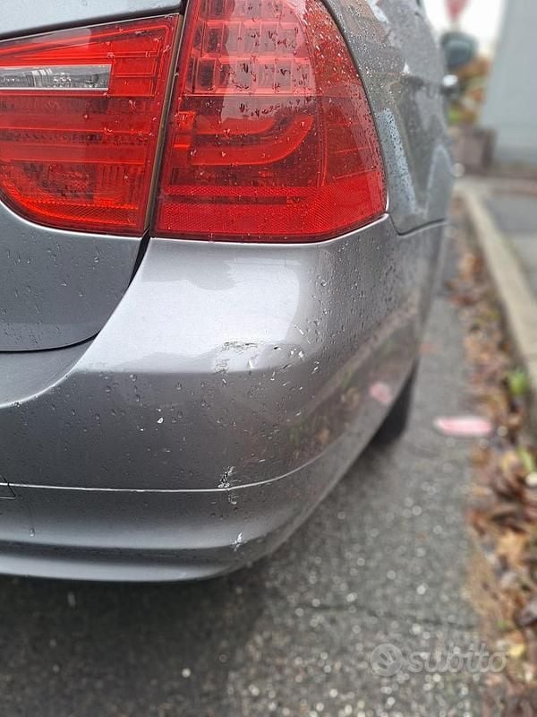 Usata BMW 320 184 CV (135 kW) 2010 Grigio Station wagon