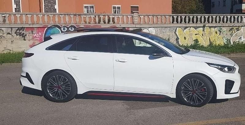 Usata Kia ProCeed GT 204 CV (150 kW) 2019 Bianco Station wagon