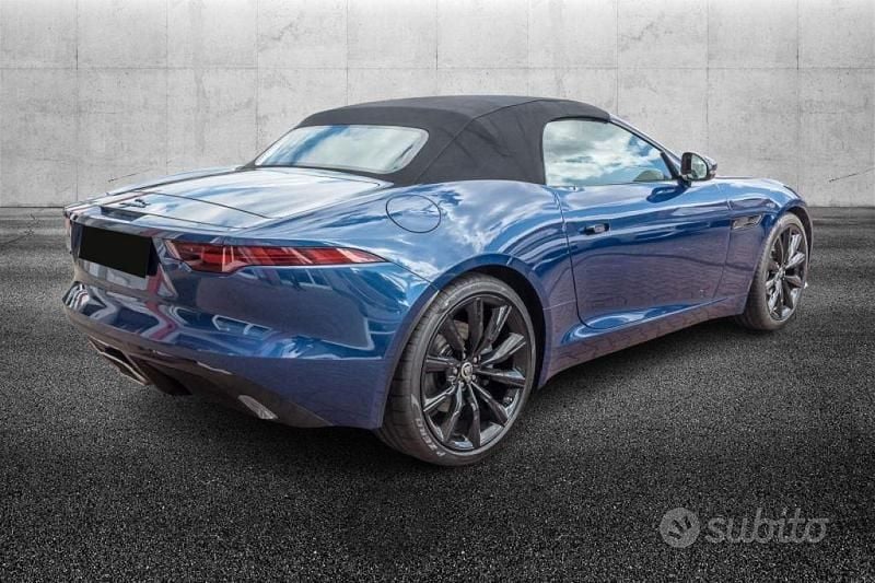 Usata Jaguar F-Type R-Dynamic 300 CV (220 kW) 2021 Blu/azzurro Cabrio