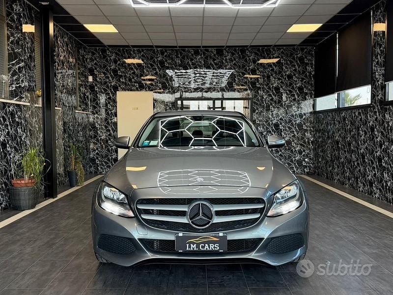 Usata Mercedes C220 Executive 170 CV (125 kW) 2014 Grigio Berlina