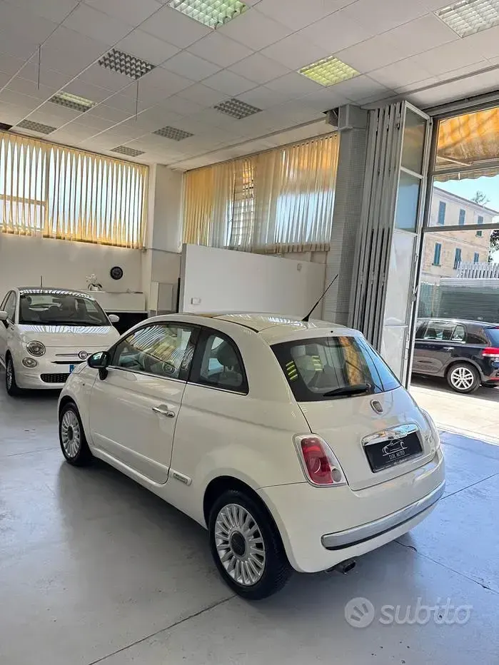 Usata Fiat 500 Lounge 69 CV (50 kW) 2010 Bianco Berlina