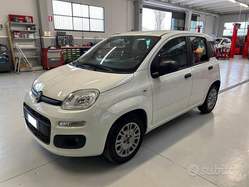 Usata Fiat Panda Easy 69 CV (50 kW) 2020 Bianco Utilitaria