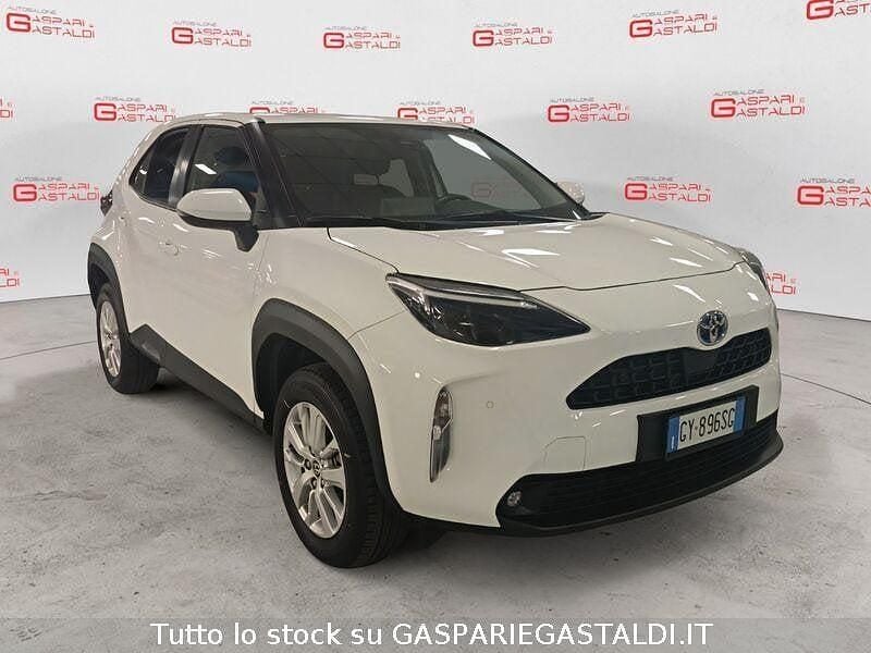 Usata Toyota Yaris Cross Active 116 CV (85 kW) 2025 Bianco SUV