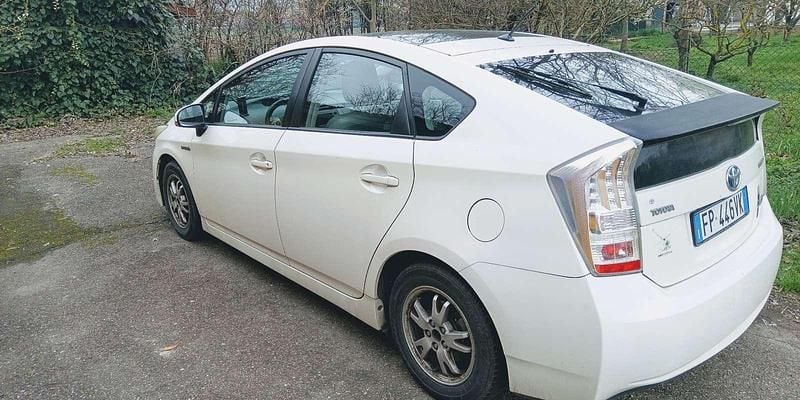 Usata Toyota Prius Executive 99 CV (72 kW) 2009 Bianco Utilitaria