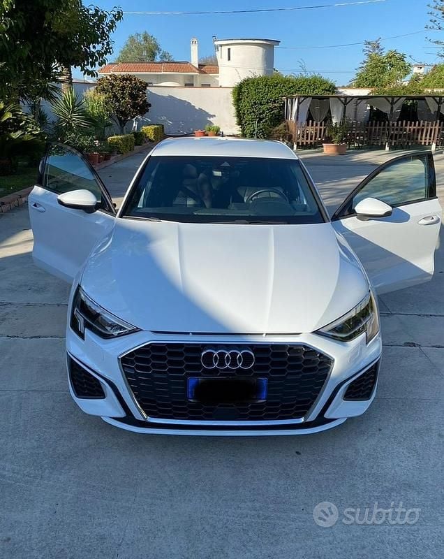 Usata Audi A3 S-Line 150 CV (110 kW) 2022 Bianco Berlina