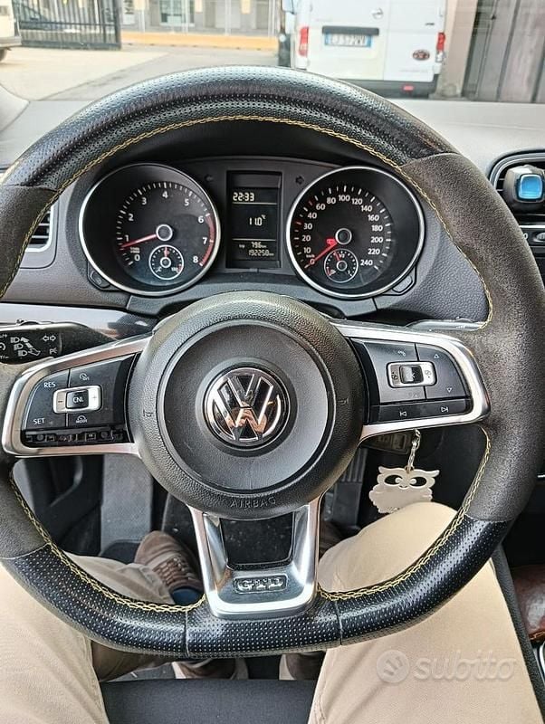 Usata VW Golf VI 105 CV (77 kW) 2009 Nero Utilitaria