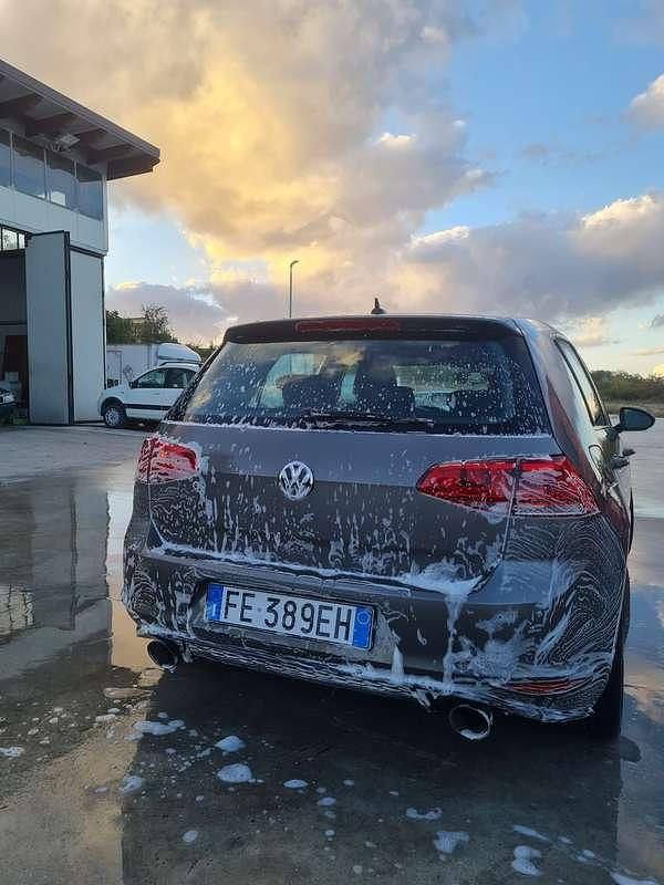 Usata VW Golf VII Highline 150 CV (110 kW) 2016 Berlina