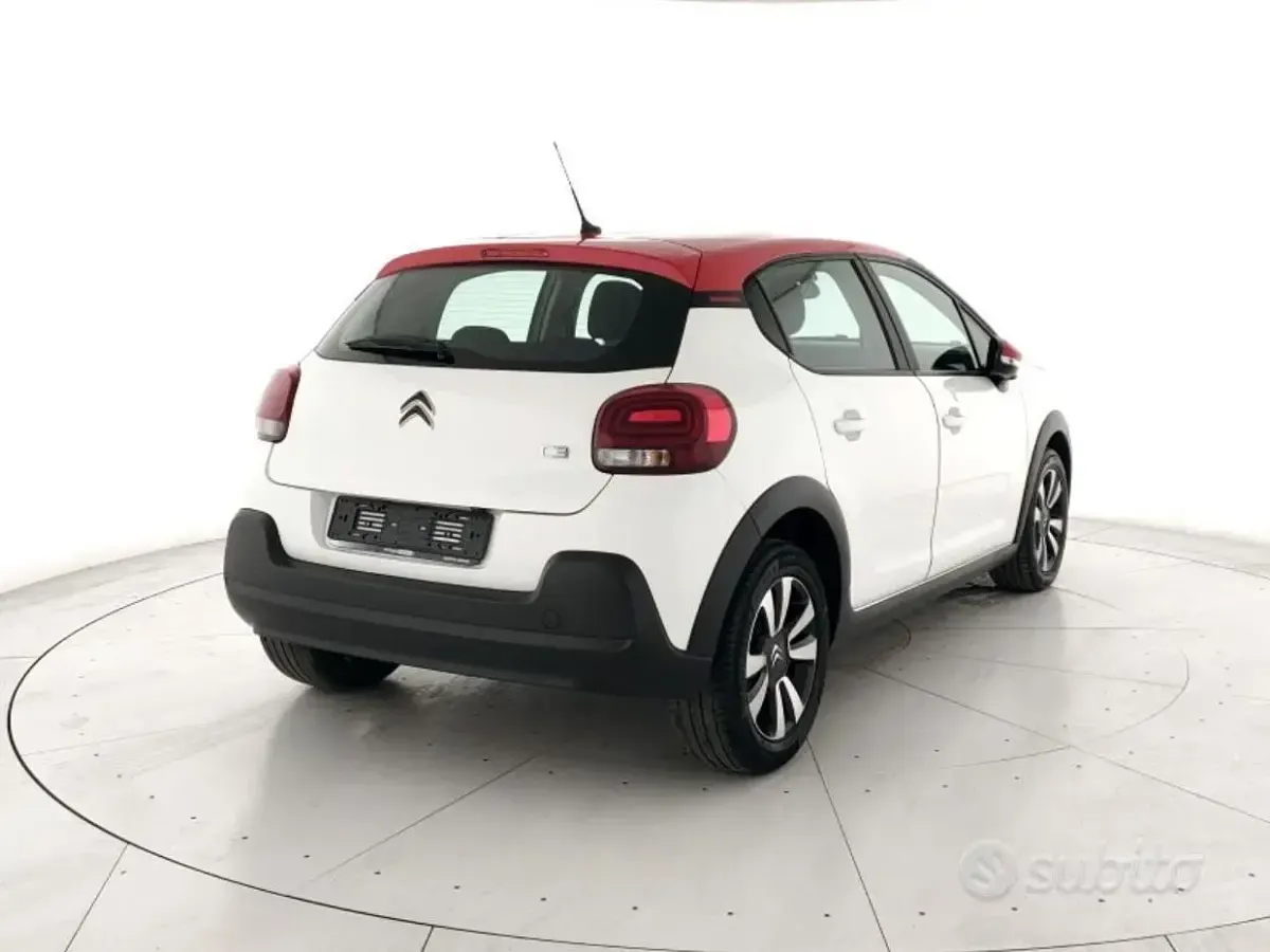 Usata Citroën C3 PureTech 110 CV (80 kW) 2021 Bianco Utilitaria