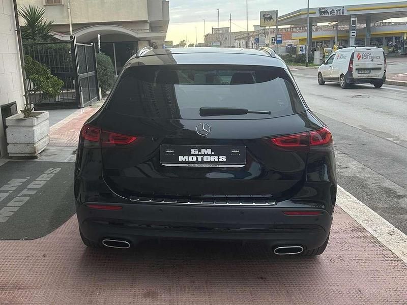 Usata Mercedes GLA200 Premium 150 CV (110 kW) 2021 Nero SUV