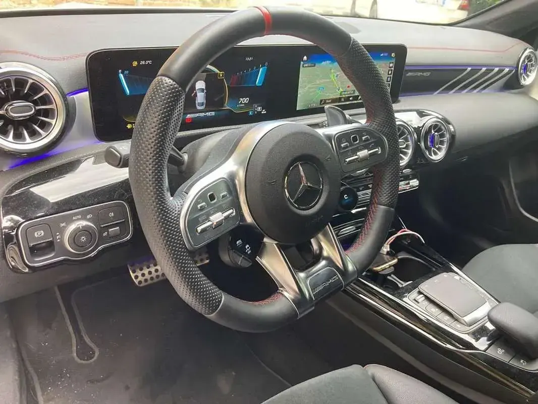 Usata Mercedes CLA35 AMG AMG 306 CV (225 kW) 2022 Bianco Coupé