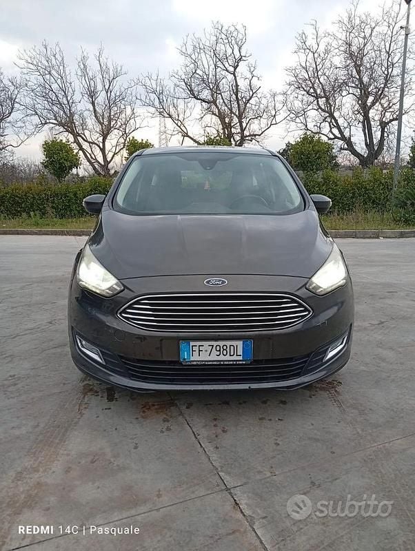 Begagnad Ford C-MAX 150 HK (110 kW) 2016 Grå Minibuss