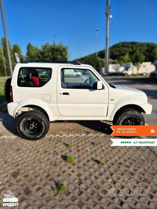 Usata Suzuki Jimny 84 CV (61 kW) 2012 Bianco SUV