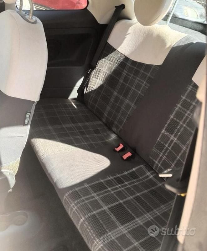 Usata Fiat 500 Lounge 100 CV (73 kW) 2009 Bianco Cabrio