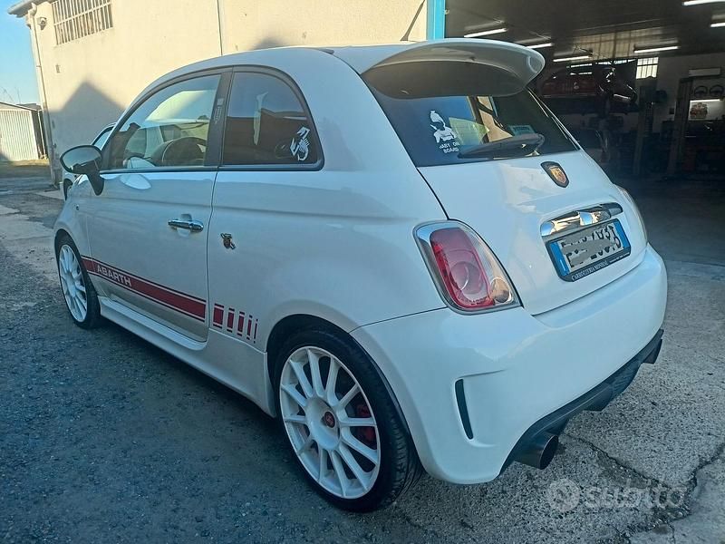 Usata Abarth 500 Esseesse 160 CV (117 kW) 2010 Bianco Berlina