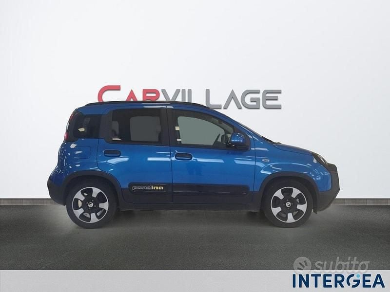 Usata Fiat Panda Cross Cross 70 CV (51 kW) 2025 Blu Utilitaria
