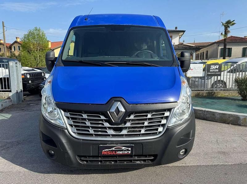 Usata Renault Master 145 CV (106 kW) 2019 Blu/azzurro Furgone