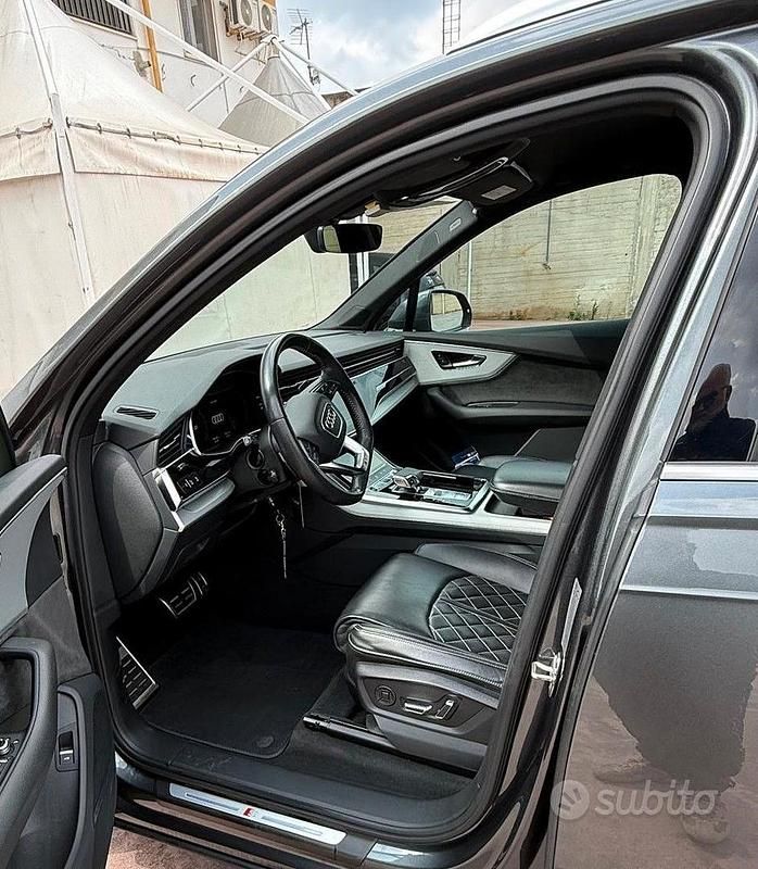 Usata Audi Q7 S-Line 286 CV (210 kW) 2020 Grigio SUV