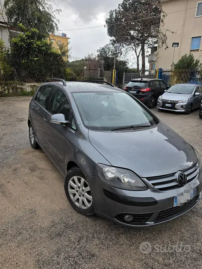 Usata VW Golf Plus Cross Comfortline 105 CV (77 kW) 2007 Grigio Berlina