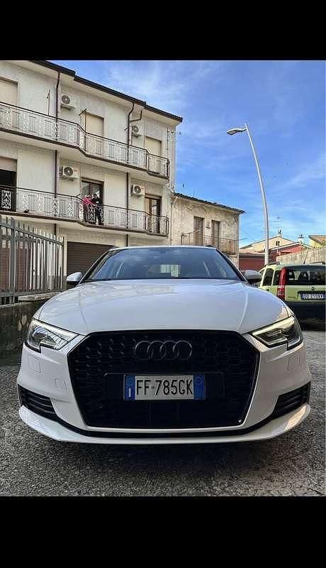 Usata Audi A3 Business 110 CV (80 kW) 2016 Berlina