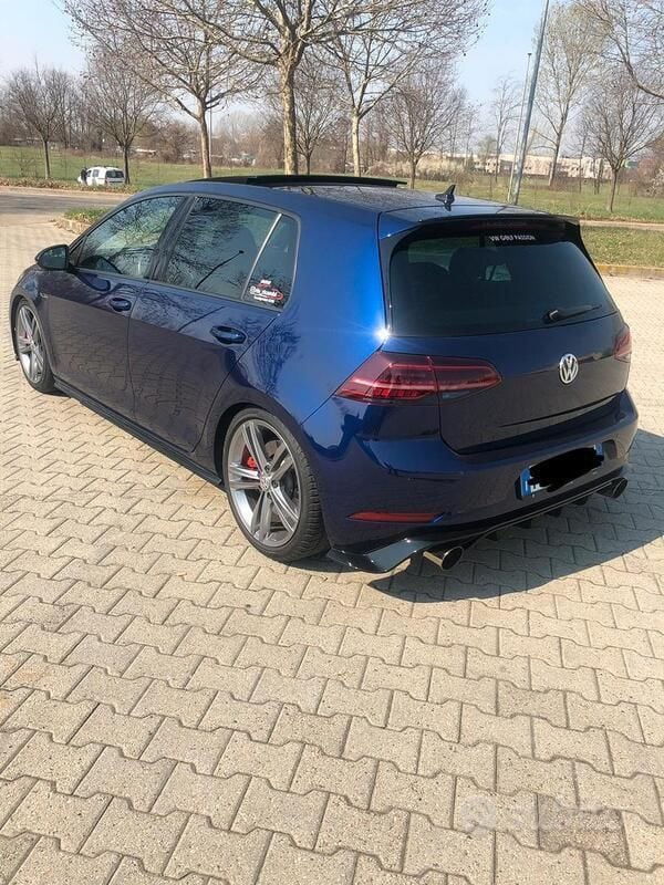 Usata VW Golf VII R-line 150 CV (110 kW) 2017 Blu/azzurro Berlina