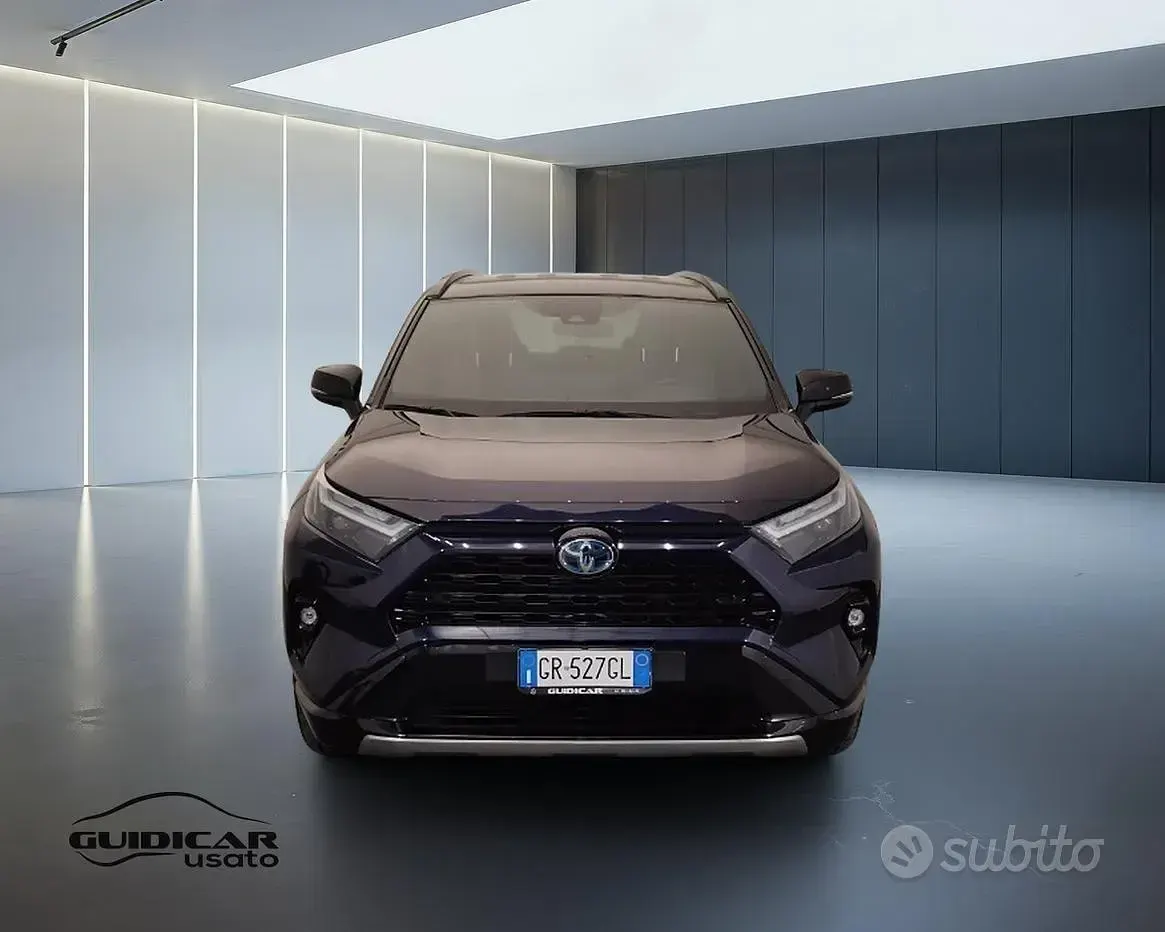 Usata Toyota RAV4 Hybrid Style 218 CV (160 kW) 2023 Blu/azzurro SUV
