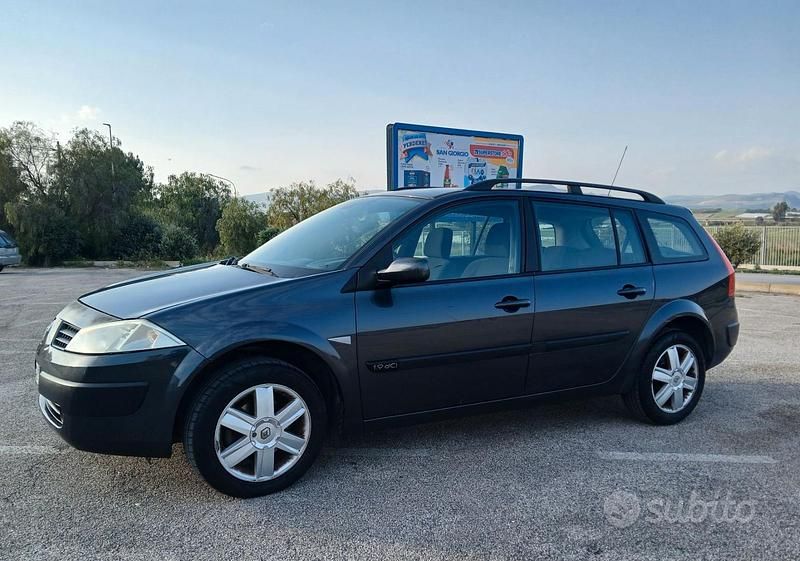 Usata Renault Mégane GrandTour 130 CV (95 kW) 2005 Grigio Station wagon