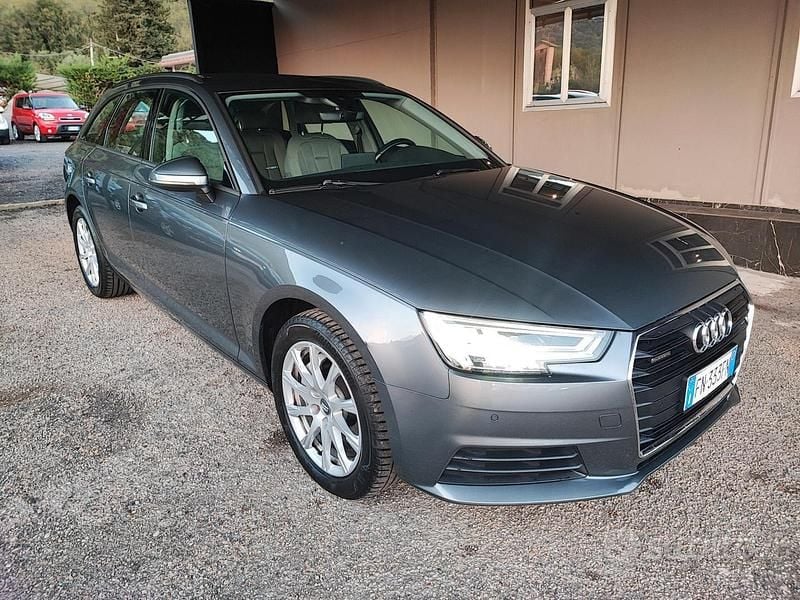 Usata Audi A4 Sport 218 CV (160 kW) 2018 Grigio Station wagon