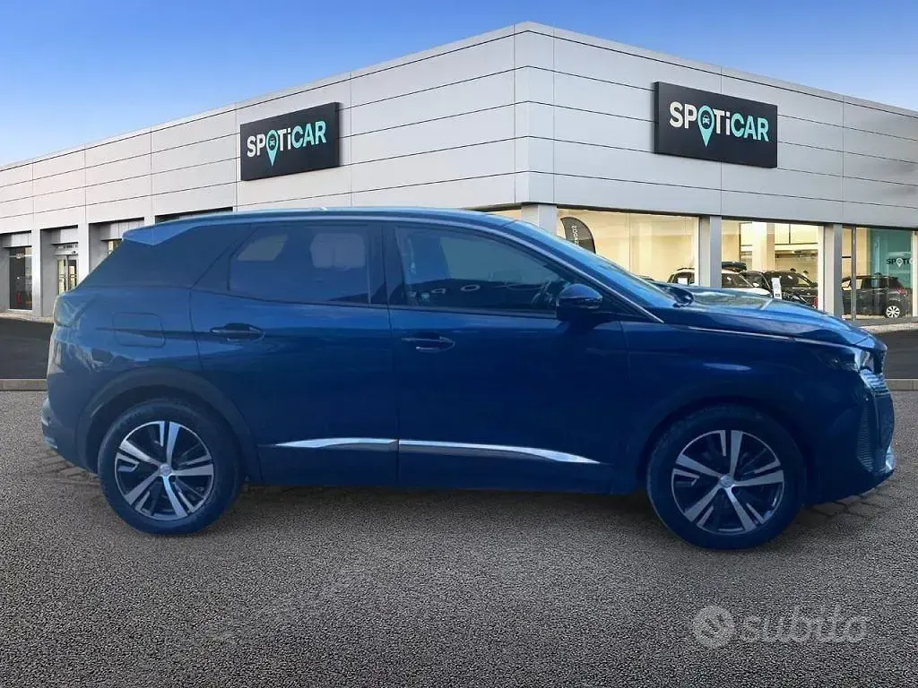 Usata Peugeot 3008 Allure 131 CV (96 kW) 2022 Blu SUV