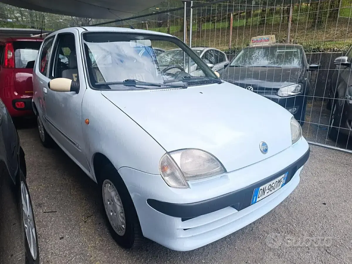Occasion Fiat 600 Active 54 ch (39 kW) 2008 Bleue Citadine