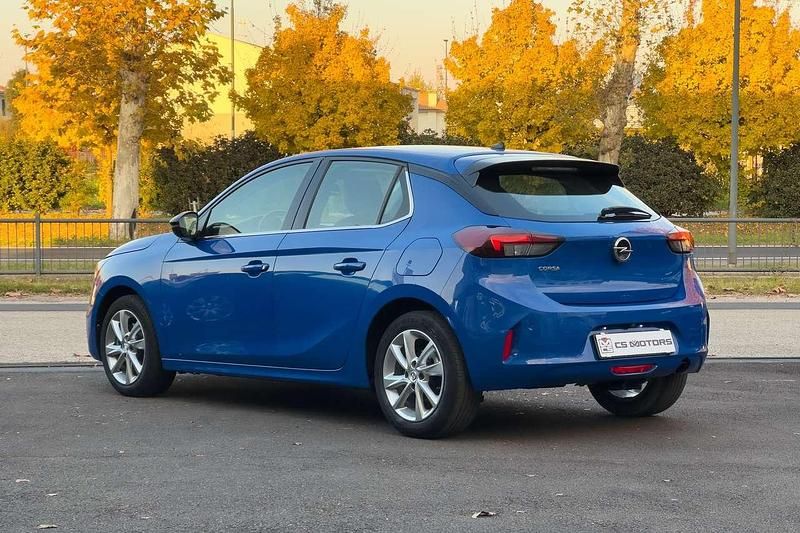Usata Opel Corsa Elegance 101 CV (74 kW) 2021 Blu/azzurro Utilitaria