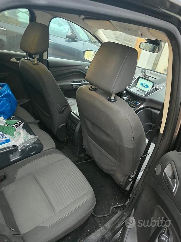 Usata Ford C-MAX 120 CV (88 kW) 2016 Grigio Monovolume