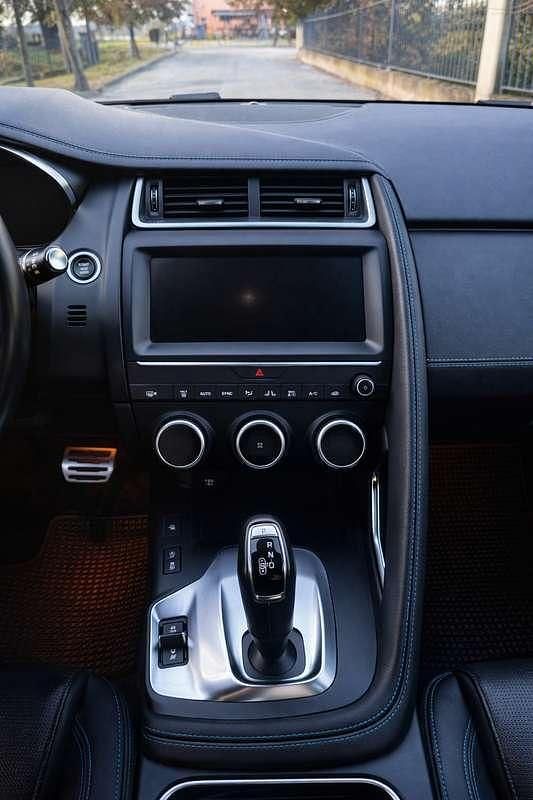 Usata Jaguar E-Pace R-Dynamic 150 CV (110 kW) 2020 Nero SUV