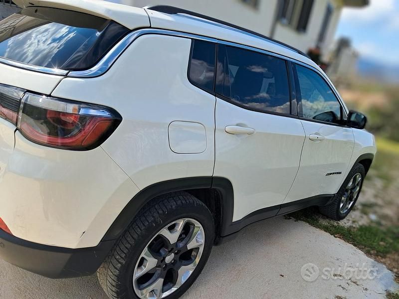 Usata Jeep Compass 120 CV (88 kW) 2018 Bianco SUV
