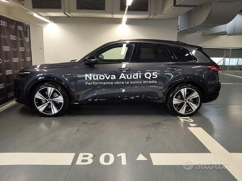 Nuova Audi Q5 204 CV (150 kW) 2025 Grigio SUV