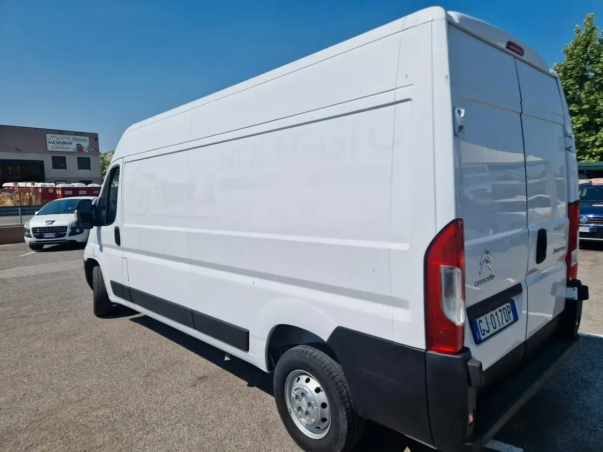Usata Citroën Jumper 140 CV (102 kW) 2022 Bianco Monovolume