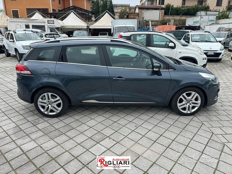 Usata Renault Clio GrandTour Zen 90 CV (66 kW) 2018 Grigio Station wagon