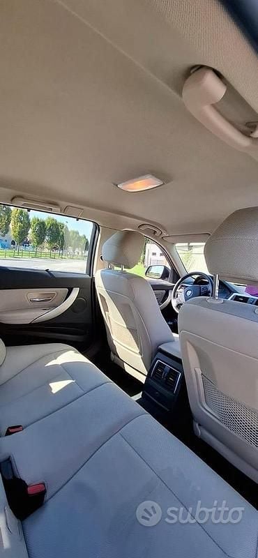 Usata BMW 316 Luxury Line 116 CV (85 kW) 2019 Nero Station wagon