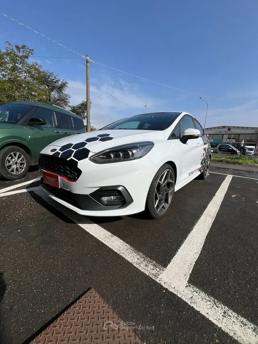 Usata Ford Fiesta ST 200 CV (147 kW) 2019 Bianco Utilitaria