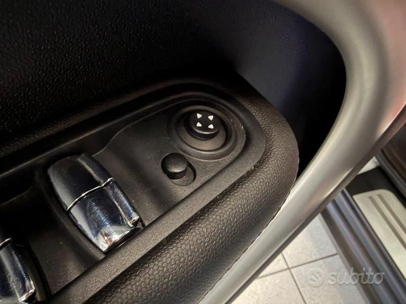 Usata Mini Cooper D Countryman Business 111 CV (81 kW) 2014 Bianco SUV