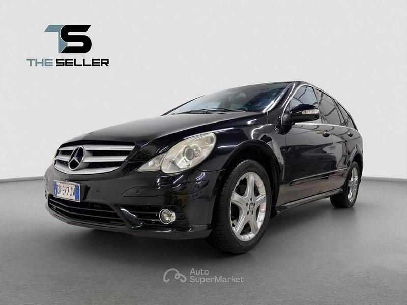 Usata Mercedes R280 Premium 190 CV (139 kW) 2008 Nero Monovolume