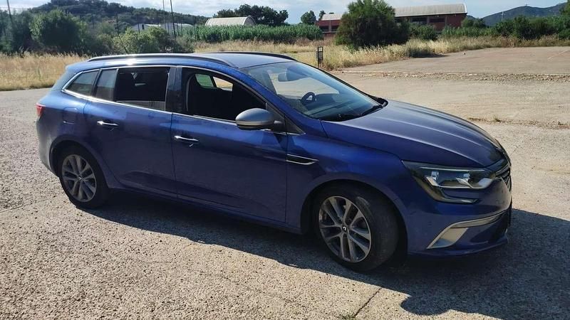 Blu/azzurro Usata 2017 Renault Mégane GT Line GT-Line Station wagon | 9000 € (Buon prezzo) - Immagine 1/4