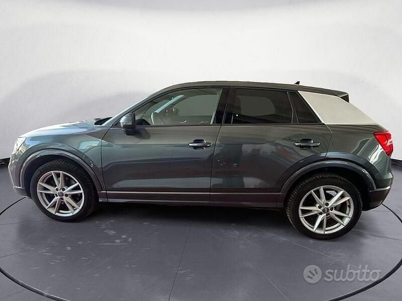 Usata Audi Q2 S-Line 116 CV (85 kW) 2019 Grigio SUV