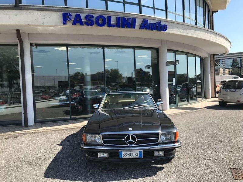 Usata Mercedes SL300 188 CV (138 kW) 1989 Canna fucile Cabrio