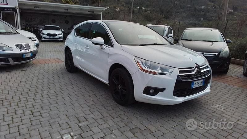 Usata DS Automobiles DS4 Chic 114 CV (83 kW) 2012 Bianco Berlina